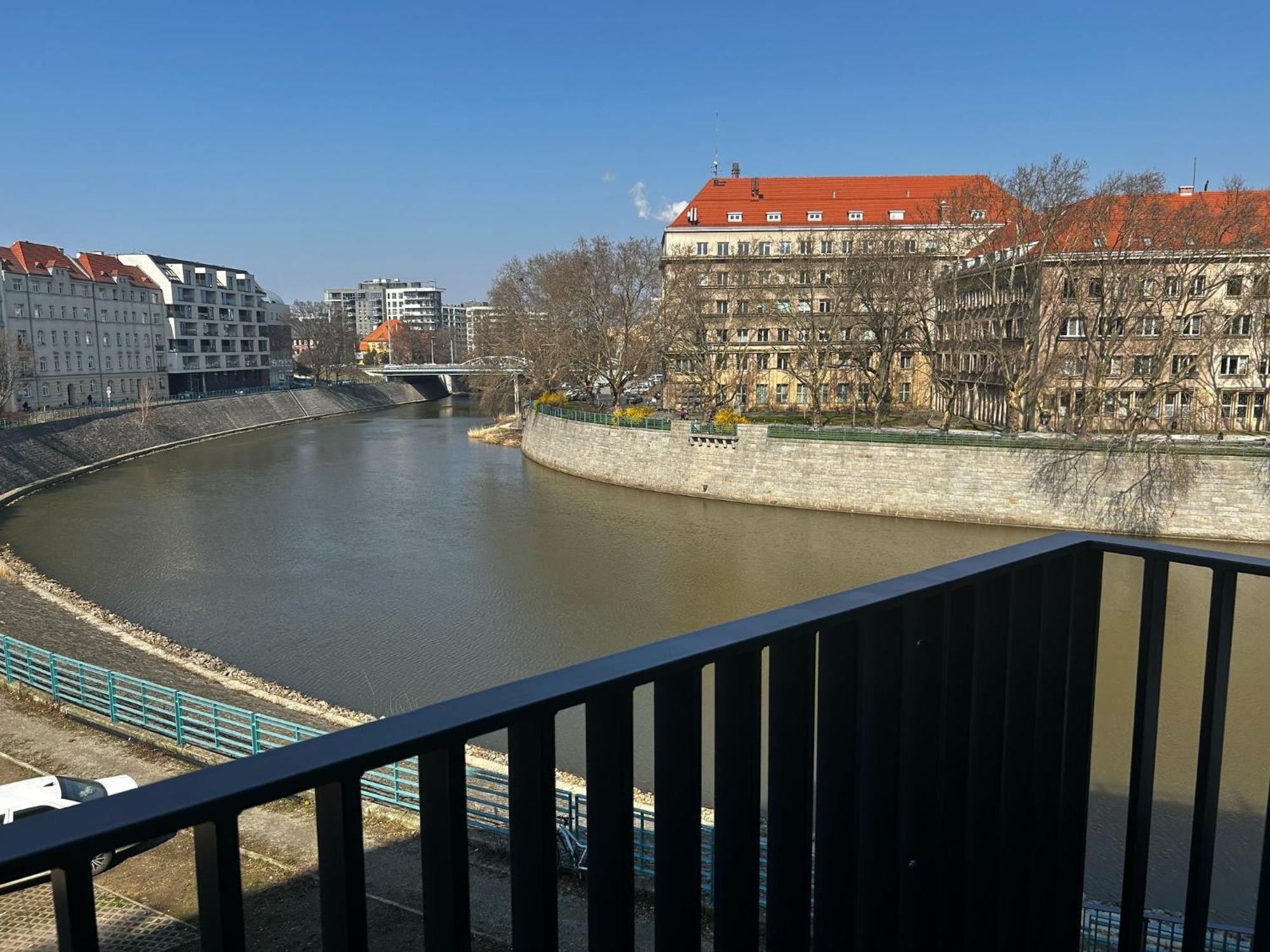 Luksusowy Apartament Z Parkingiem I Klimatyzacja W Samym Centrum Wroclawia Exterior photo